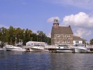 Salmon River Lighthouse Marina